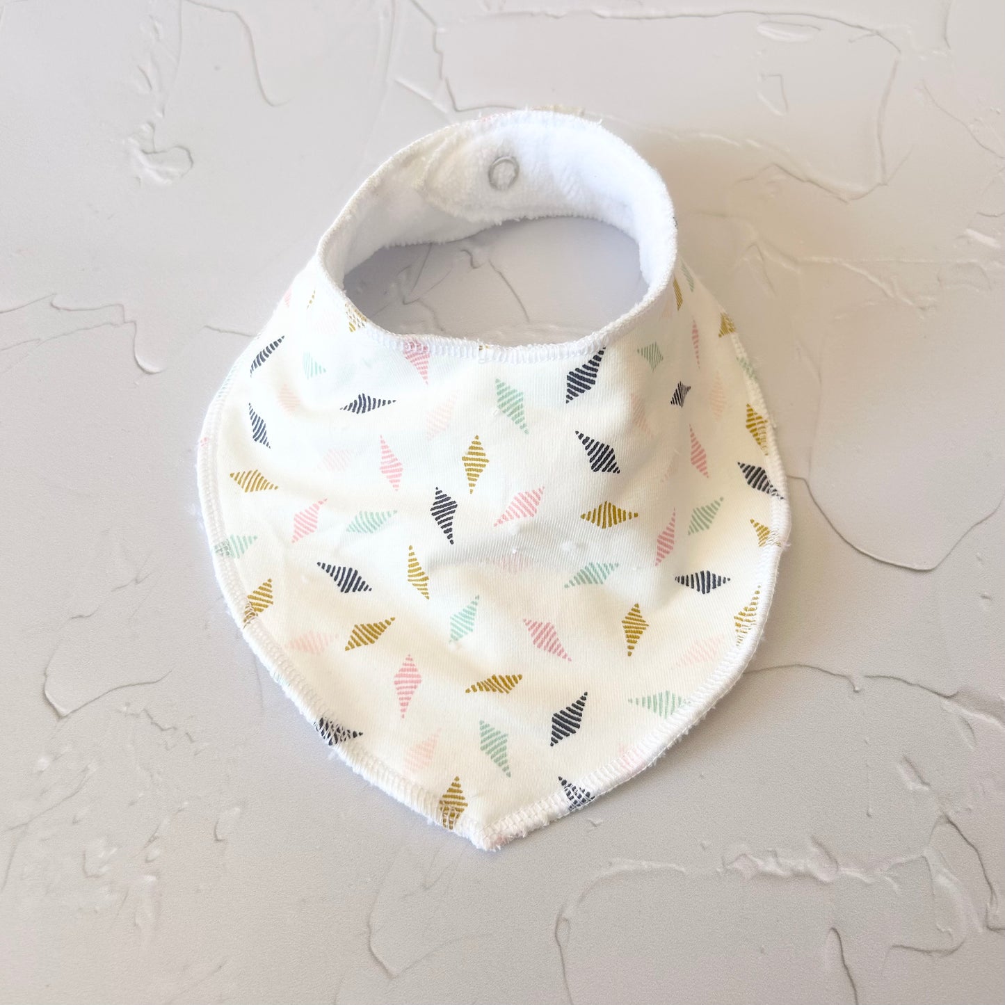 Diamond bib