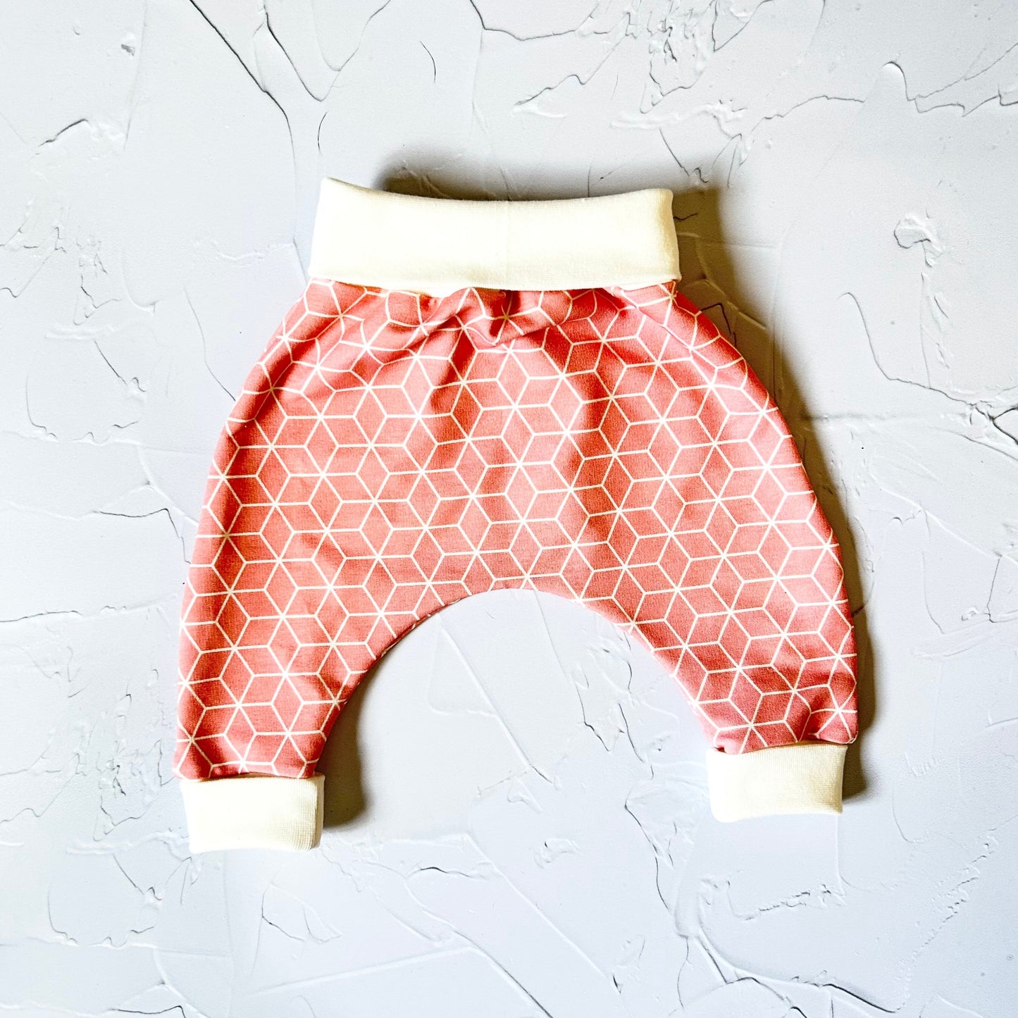 Geometric Coral Sarouel