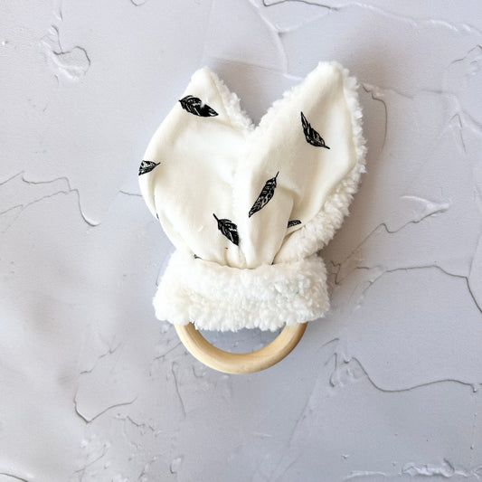 Feather Rattle